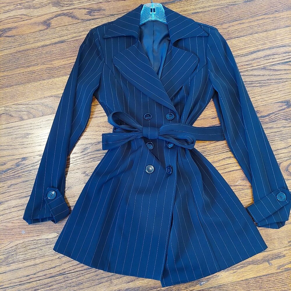 Mandee size 5 Black and White Striped Trench coat - Picture 2 of 14